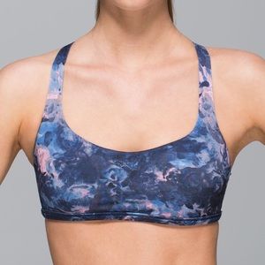 Lululemon Moody Mirage Berry Free to be Bra Sz4